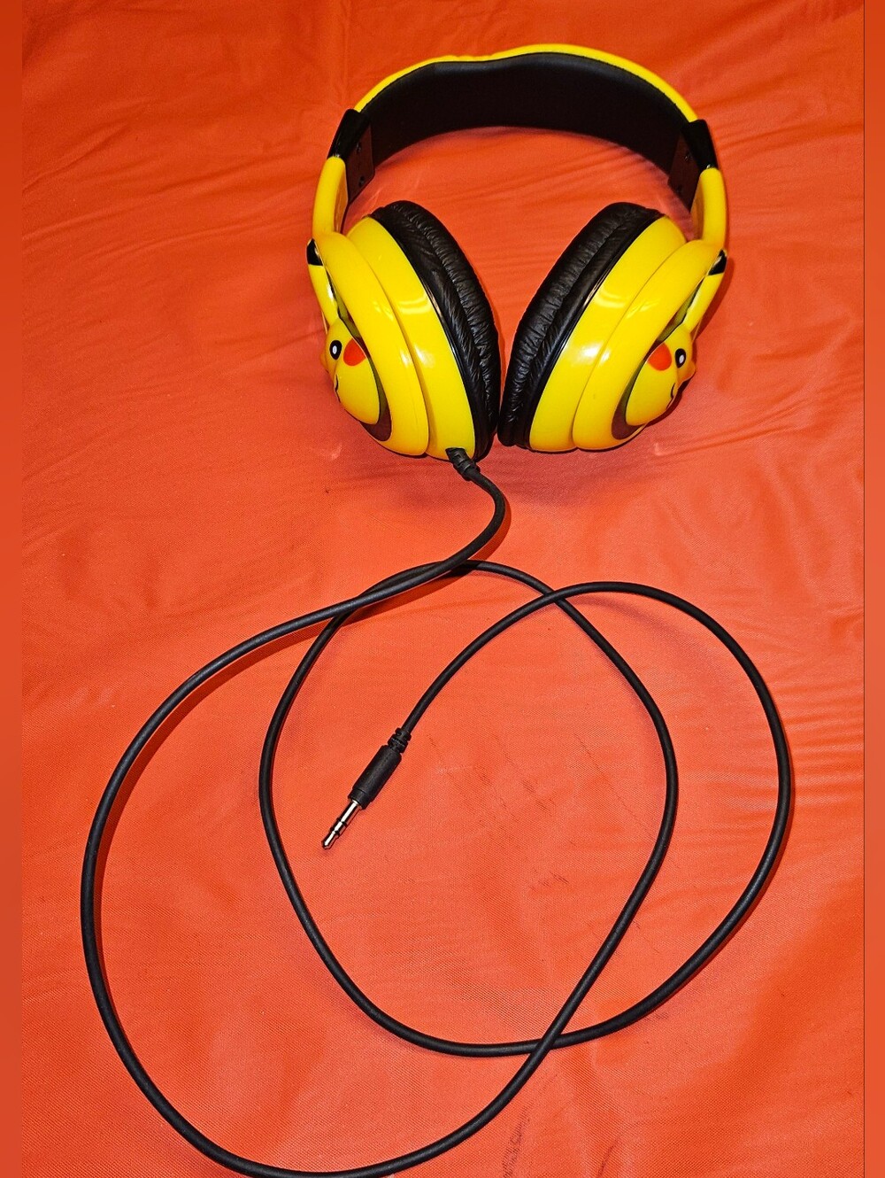 Pokemon EKids Pikachu Inspired Over-Ear Wired Headphones by Nintendo E.U.C.